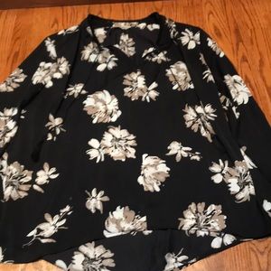 Lucky brand long sleeved blouse